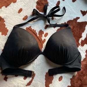 38 D black bathing suit